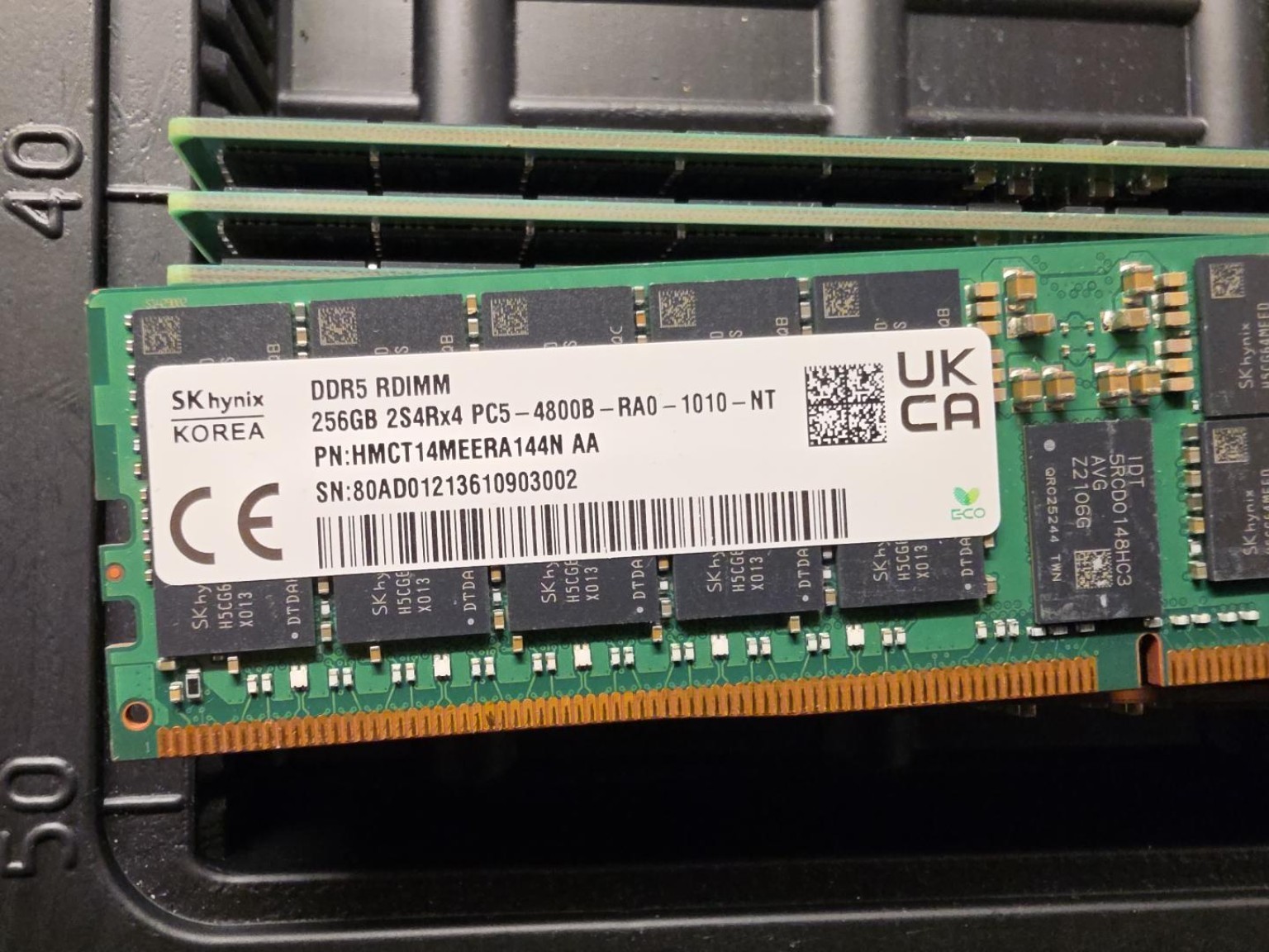 SK Hynix 256GB DDR5 4800 ECC RDIMM 2S4Rx4 PC5-4800B HMCT14MEERA144N