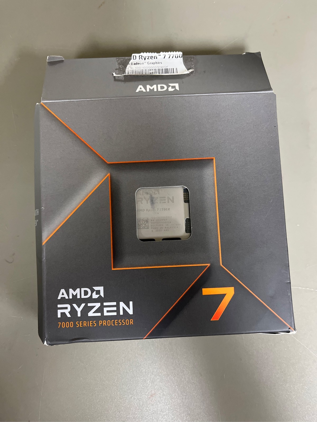 AMD Ryzen 7 7700X 8-core 16-thread Desktop Processor – 8 cores & 16 threads – 4.