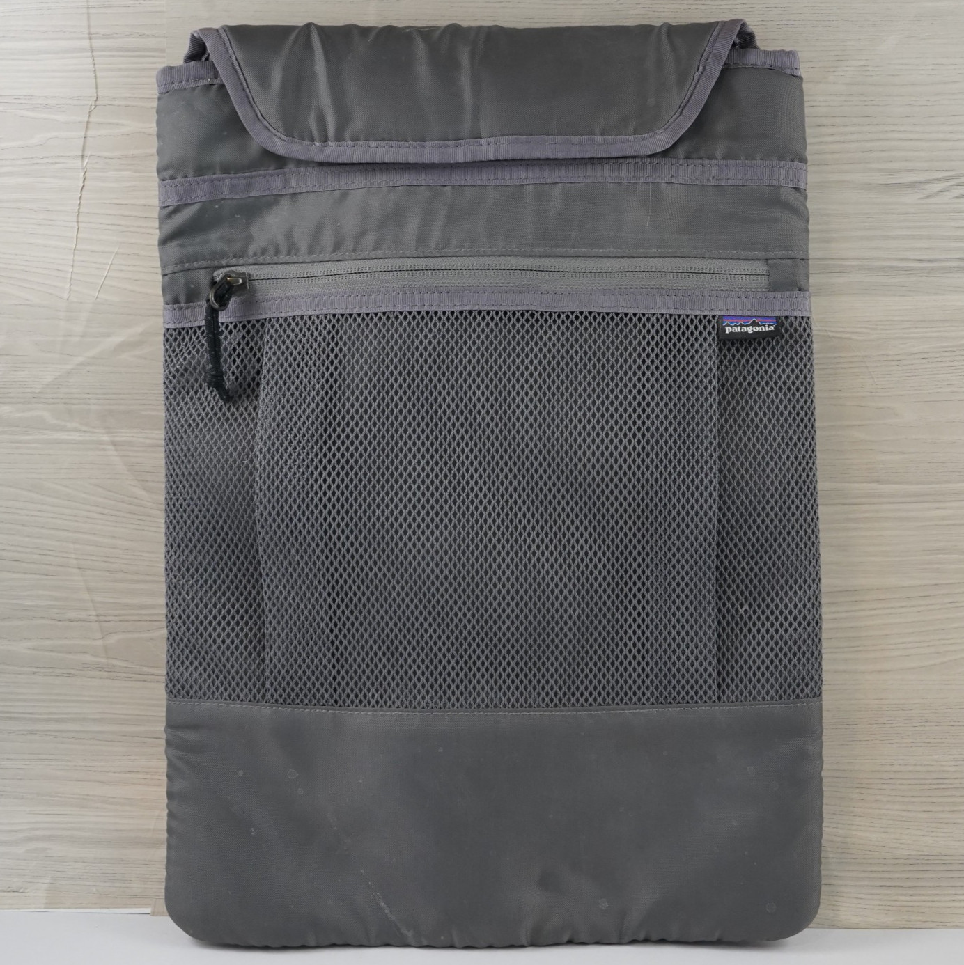 Patagonia Refugio Laptop Sleeve Tablet Case Device Gray Padded Zip Mesh 15×11