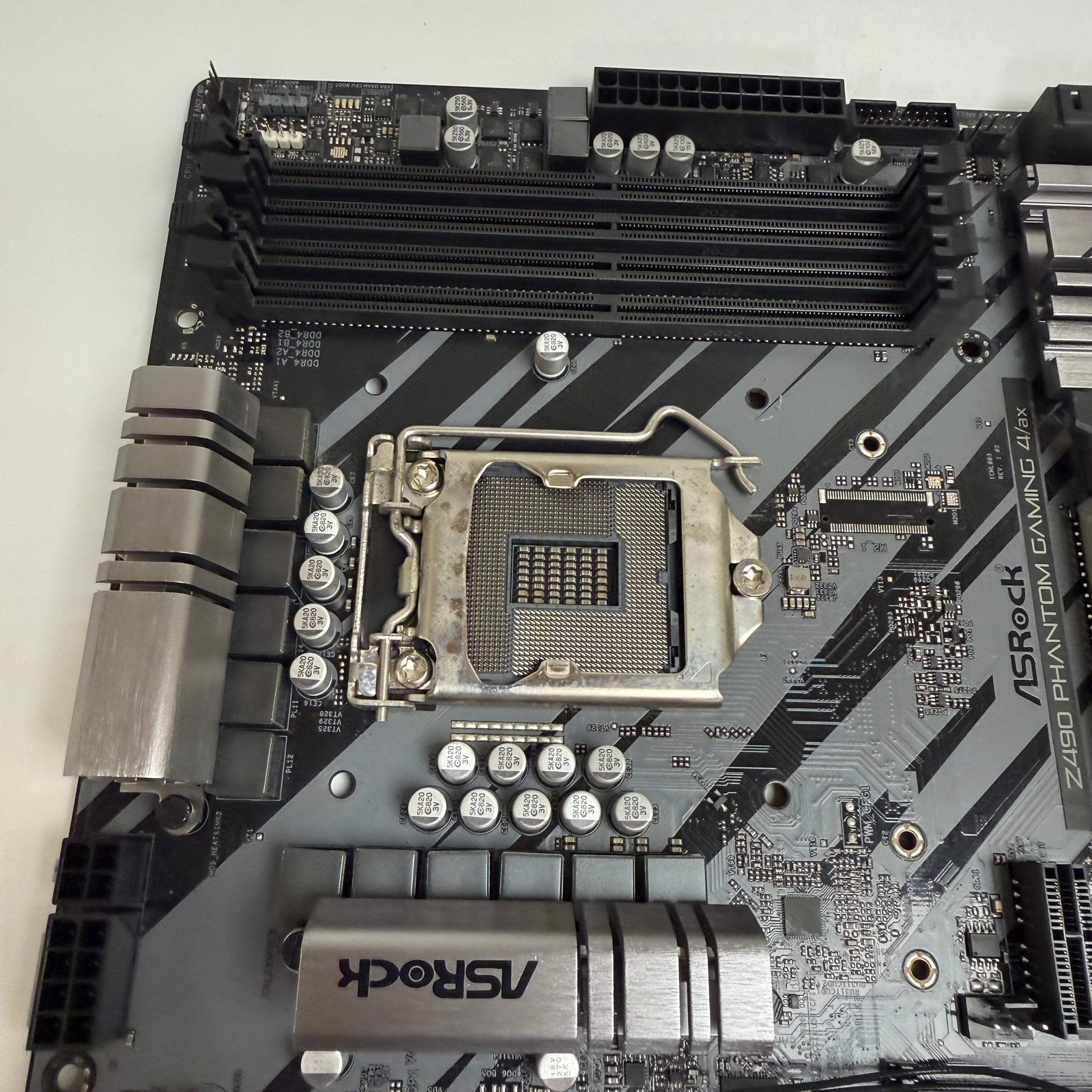 AsRock Z490 Phantom Gaming 4 LGA 1200 ATX Intel DDR4 Motherboard