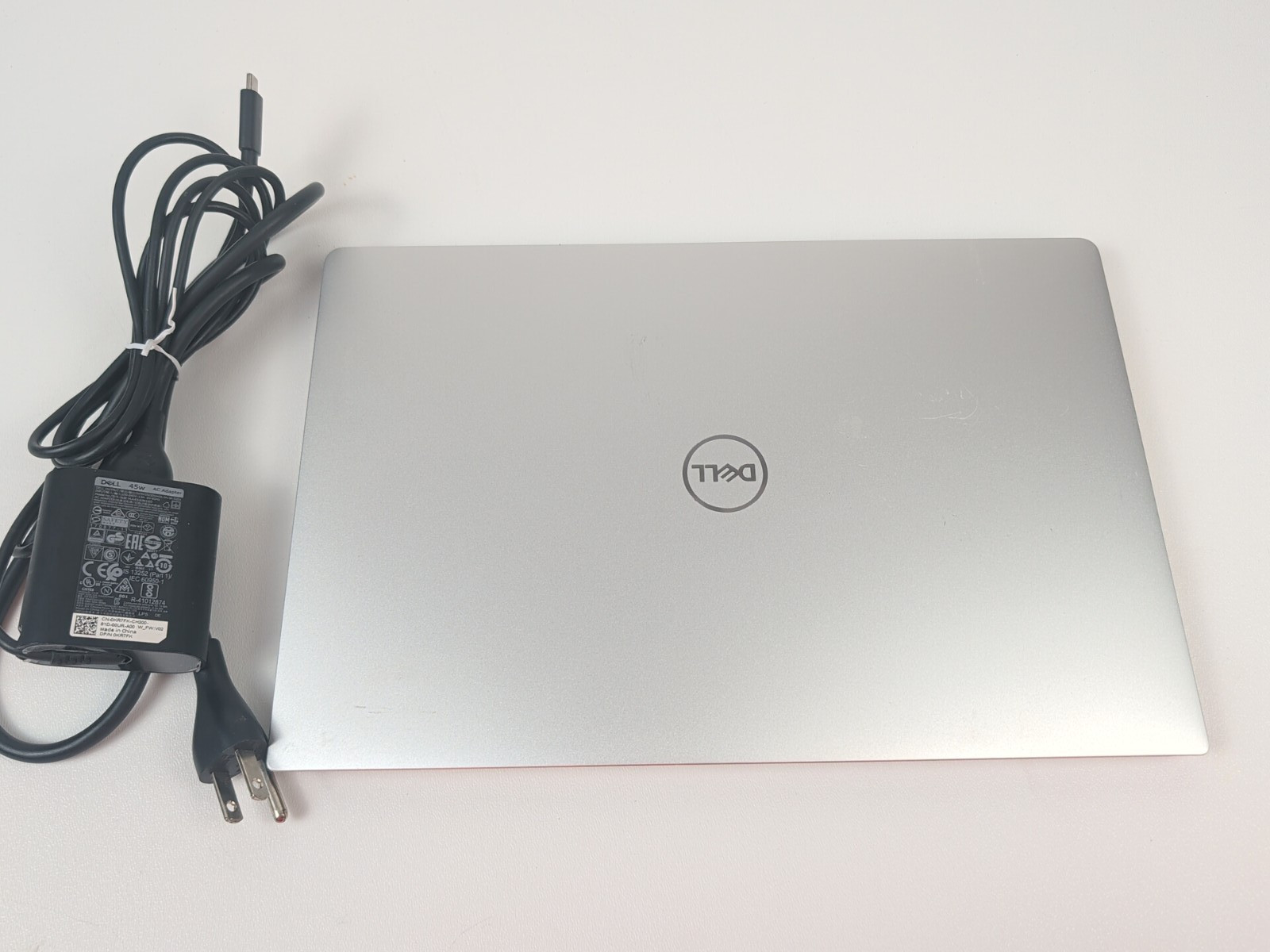 Dell XPS 13 7390 13.3″ Intel Core i5-10210U 1.6GHz 8GB RAM 256GB SSD Excellent +