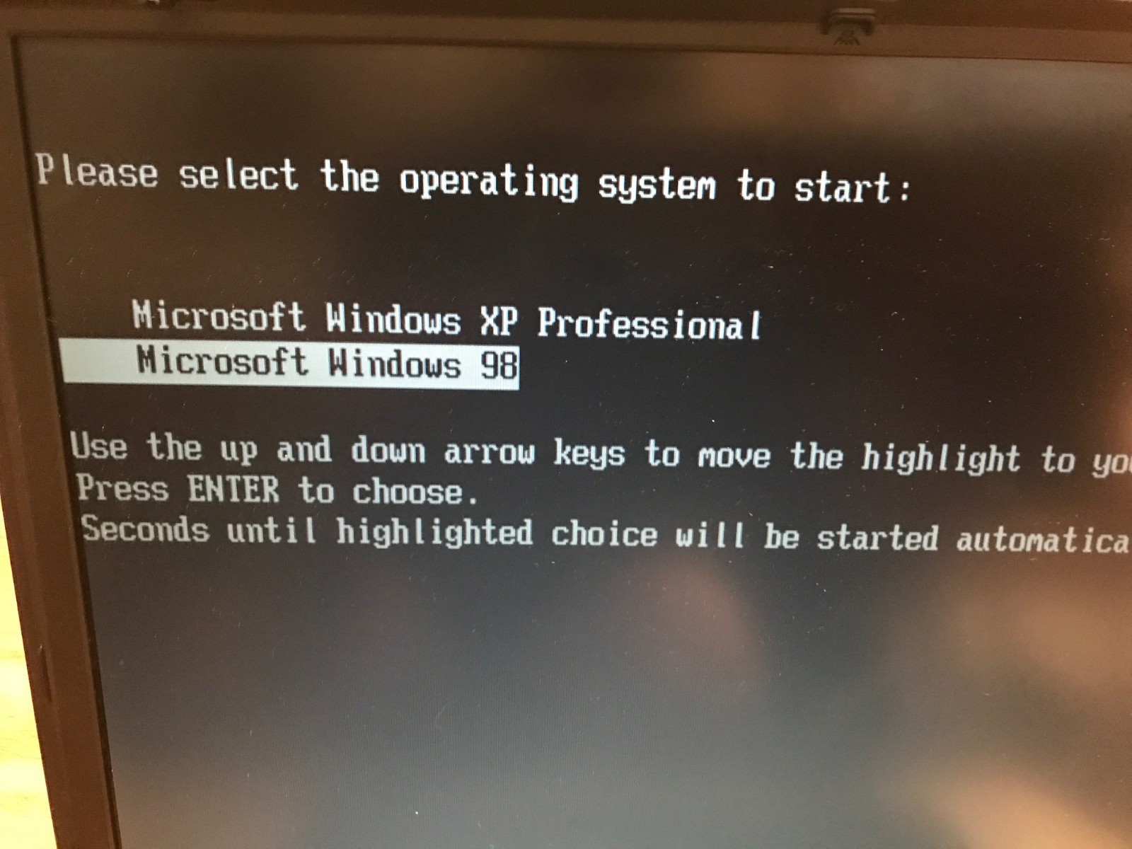 IBM ThinkPad T42 15″ XGA – 1.7ghz, 1.5gb, 120gb HDD, XP + win 98se dual boot