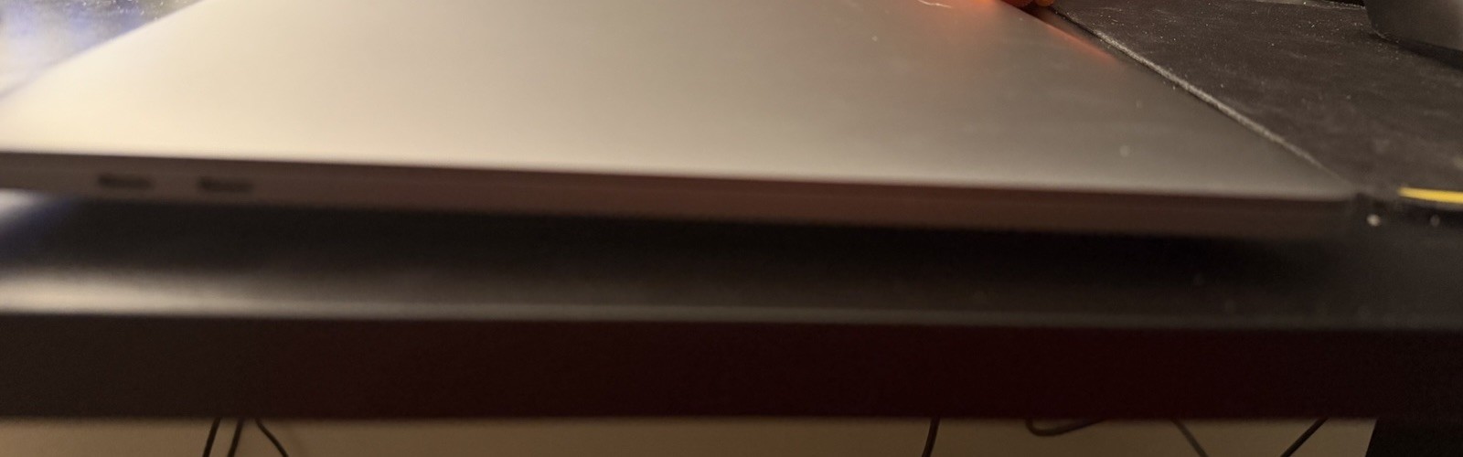 Apple MacBook Pro 2019 15.4″ i7 2.6GHz 32GB RAM 500GB SSD Touch Bar Silver