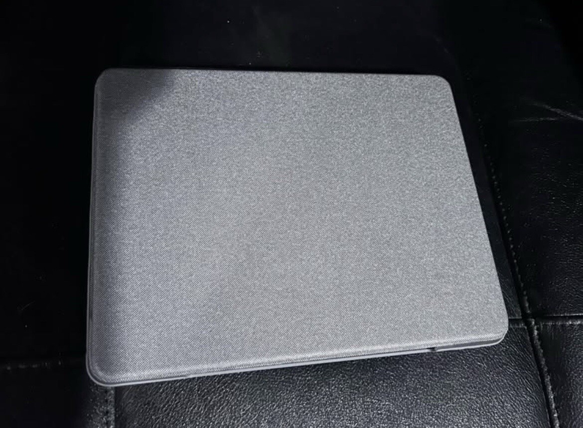 Logitech Combo Touch Keyboard Case for 12.9″ Apple iPad Pro 5th Gen. – Gray