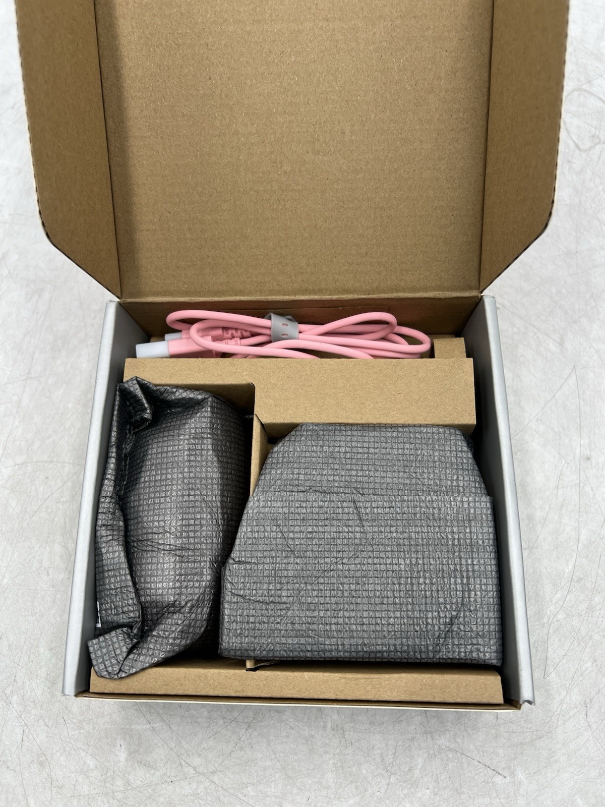 Razer Seiren V3 Mini Ultra Compact USB Microphone – Quartz Edition