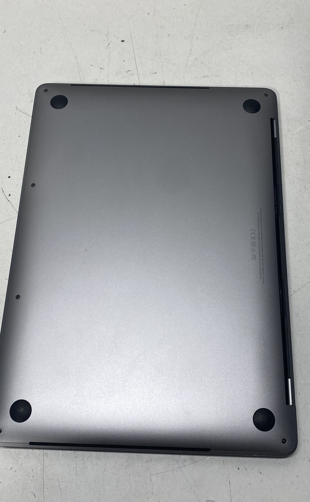 Apple MacBook Pro A1989 13″ Intel 256GB SSD Space Gray macOS Sequoia Tested