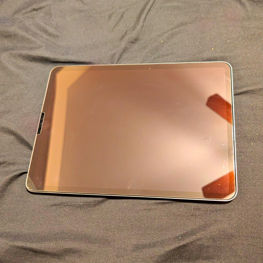 Apple iPad Pro 11″ 256GB Gray Wifi Only Model: MTXQ2LL/A