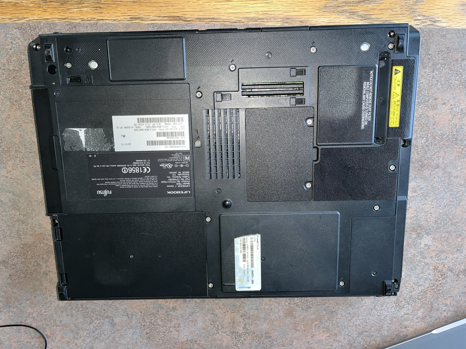 Fujitsu LifeBook T900 Intel Core i5-520M 13″ 4Gb RAM – Ubuntu server