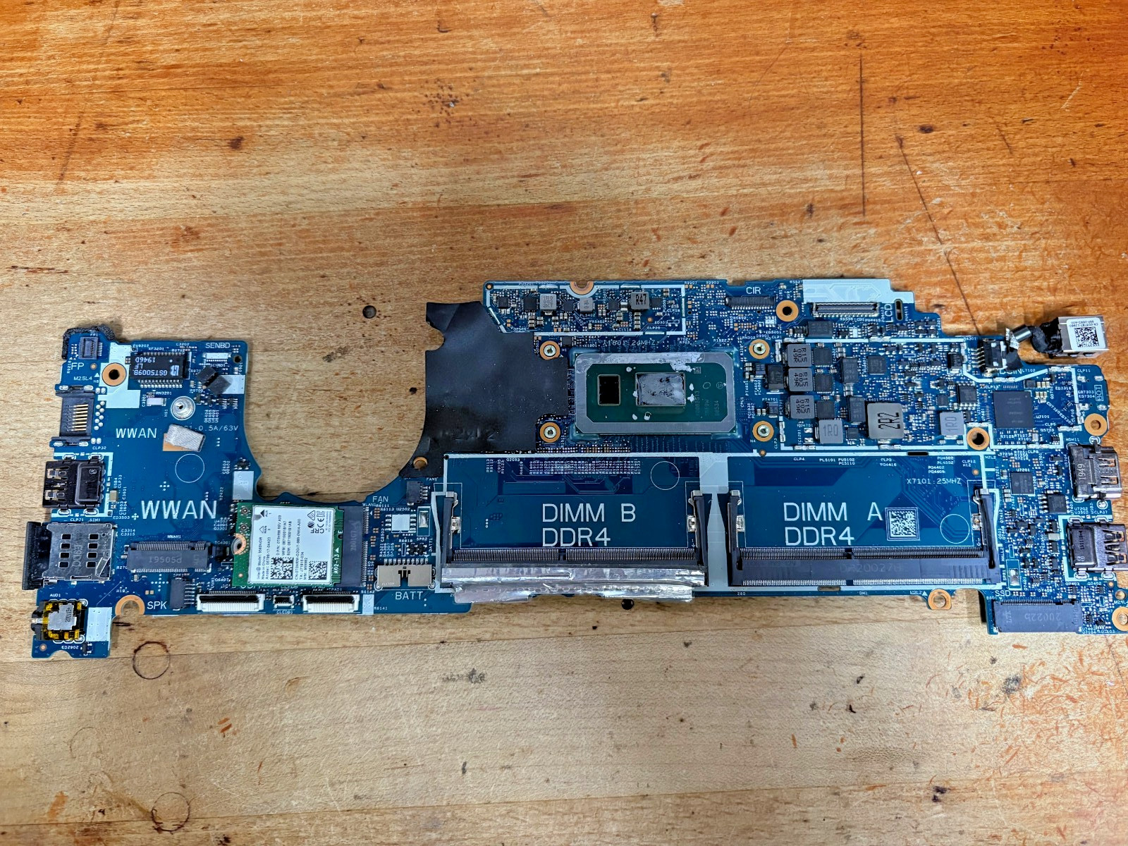 Dell Latitude 5300 Replacement Motherboard Intel Core i7-8665U 1.9GHz 1XY7X