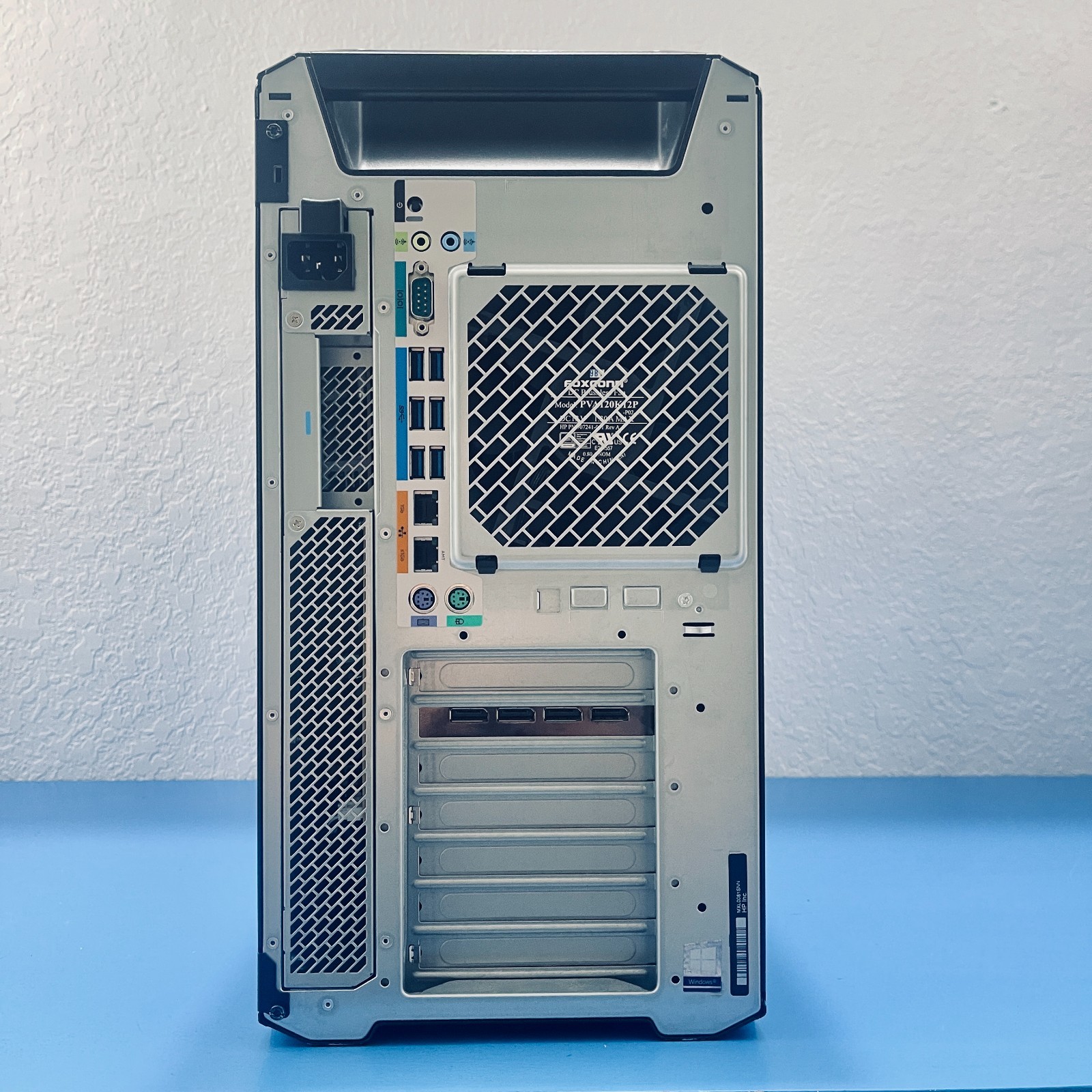 HP Z8 G4 Workstation / 2x 3.8Ghz 4C Xeon/ 32GB DDR4 ECC / 1.5TB / 4GB GPU / W11