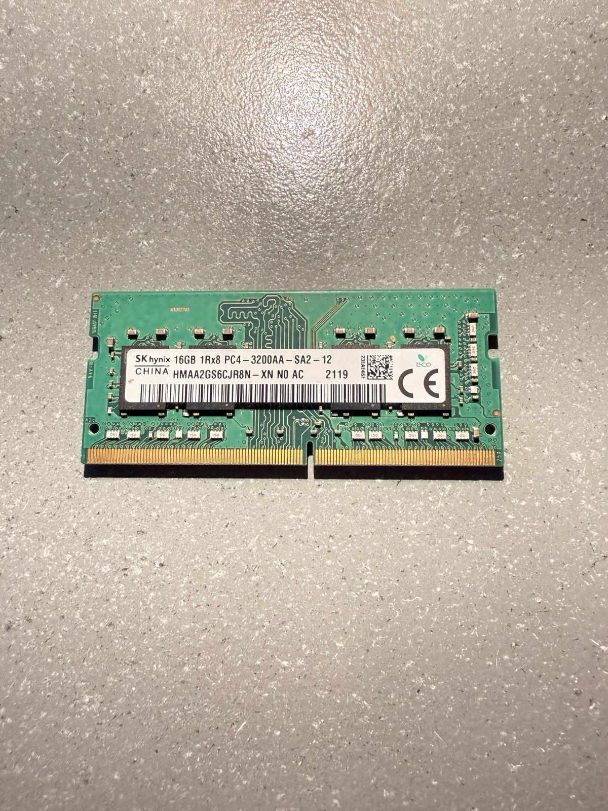 SK Hynix 16GB DDR4-3200 1Rx8 PC4-25600 Laptop RAM SODIMM HMAA2GS6CJR8N-XN