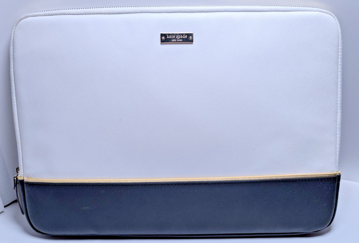 Kate Spade New York Laptop Sleeve Black White Gold Zip 15 x 11″