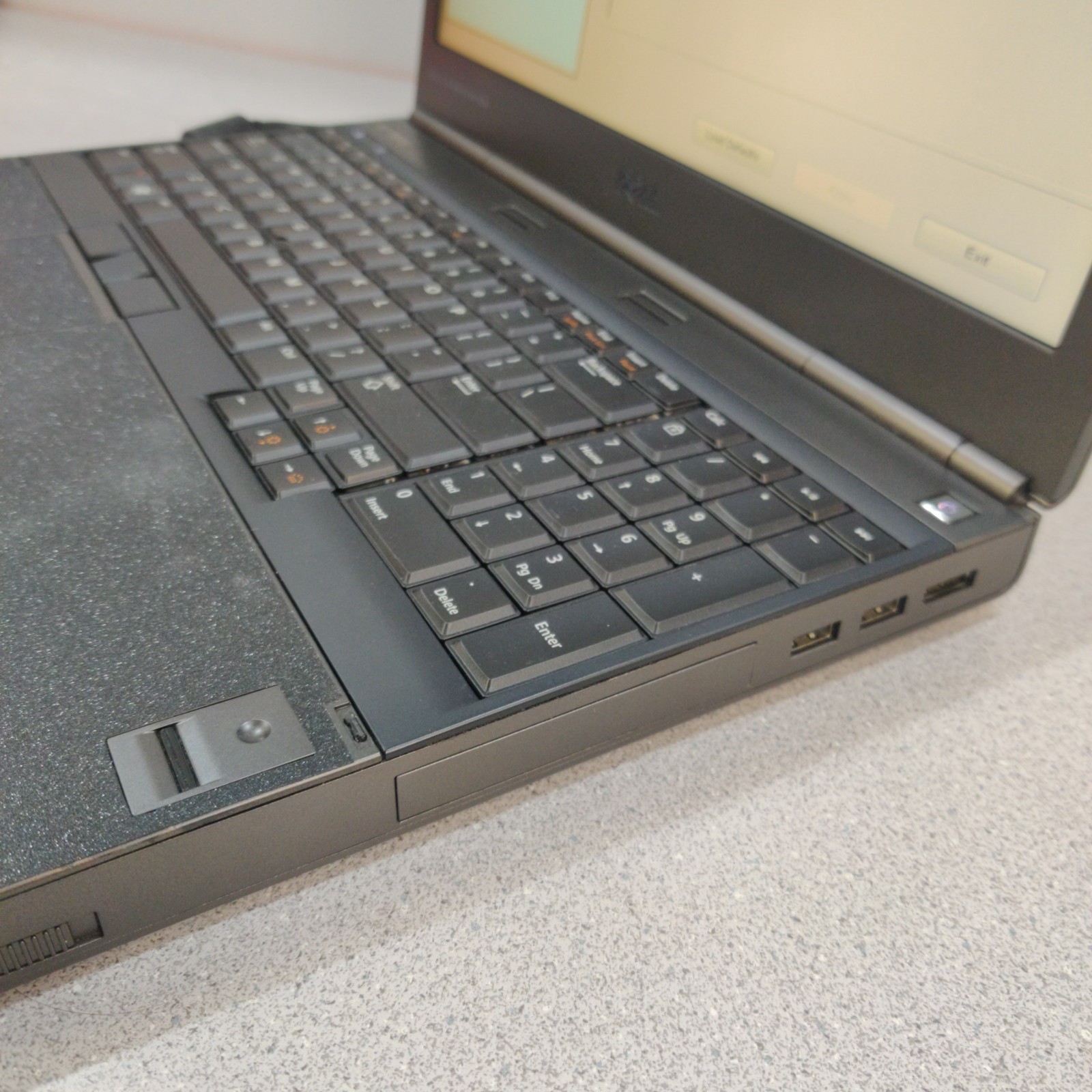 DELL PRECISION M4600 i7-2720QM @ 2.20GHz 8GB RAM 500GB M5950 GPU NO OS/AC *READ
