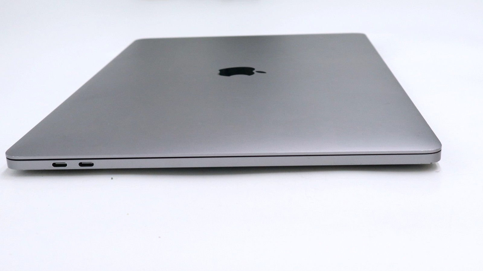Apple Macbook Pro 15″ i9-9980HK 32GB 512GB – Very Good