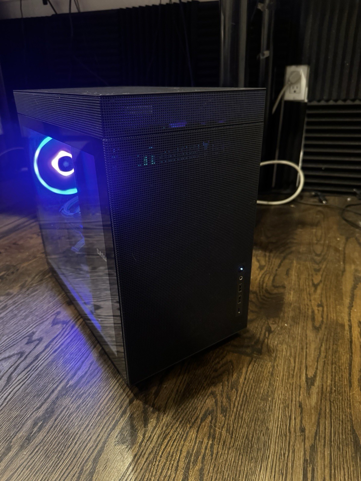 Mid-High Range Gaming/Working PC I7 10700k RTX 4060 32gb Ram