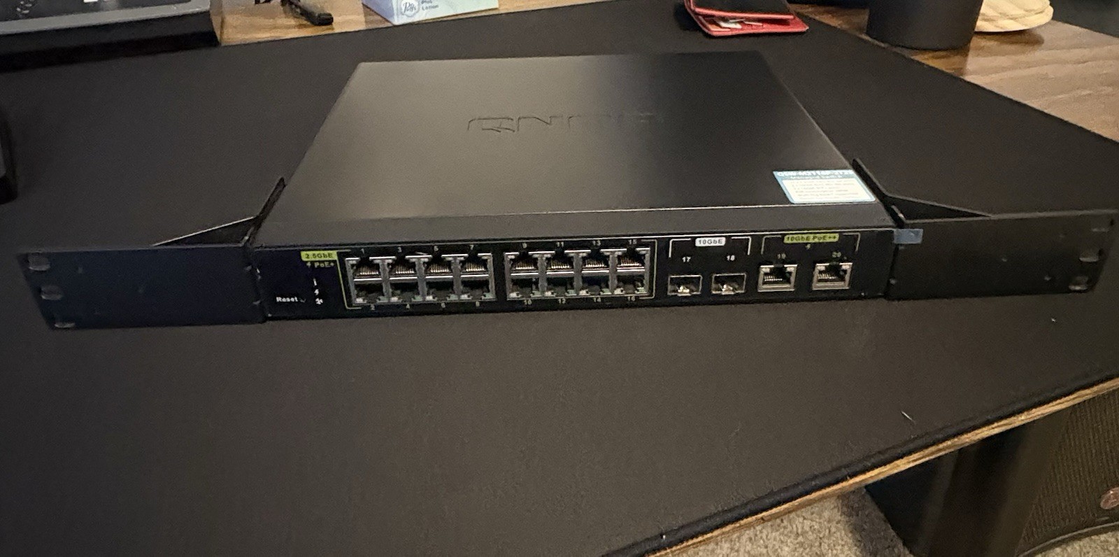 QNAP QSW-M2116P-2T2S Fully Managed Ethernet Switch (20 Ports)