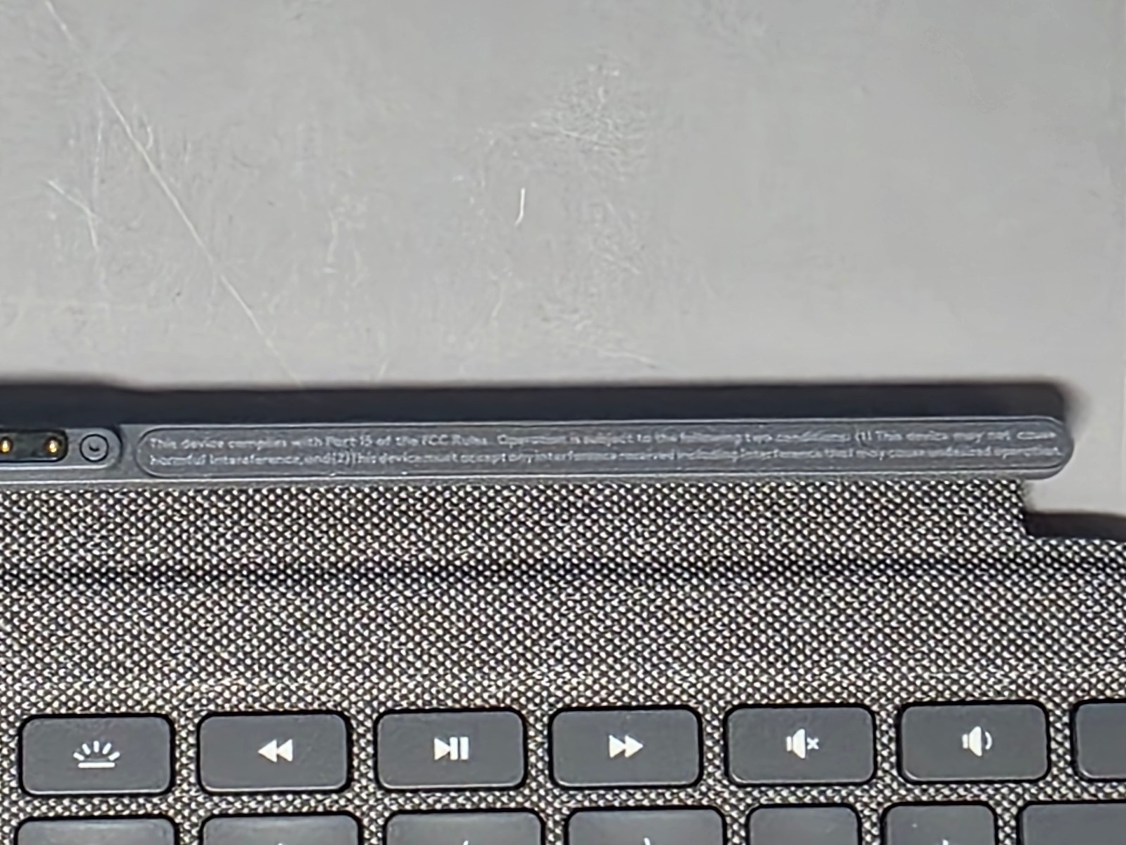 Logitech Combo Touch for iPad 10th Generation A16 Keyboard Folio w/ Touchpad New