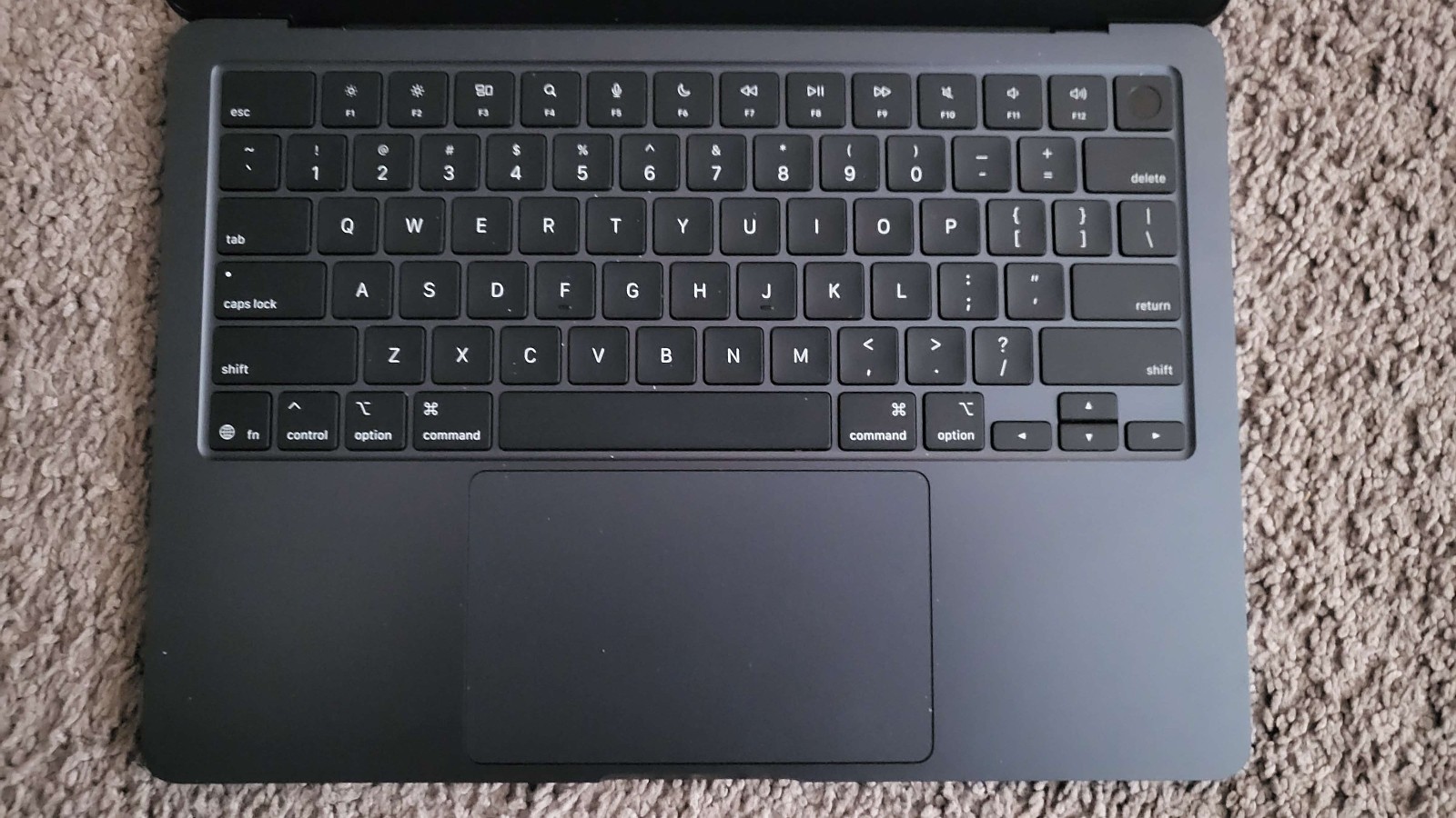 BROKEN | SEE DESCRIPTION | Apple MacBook Air M4 16GB RAM 256GB SSD
