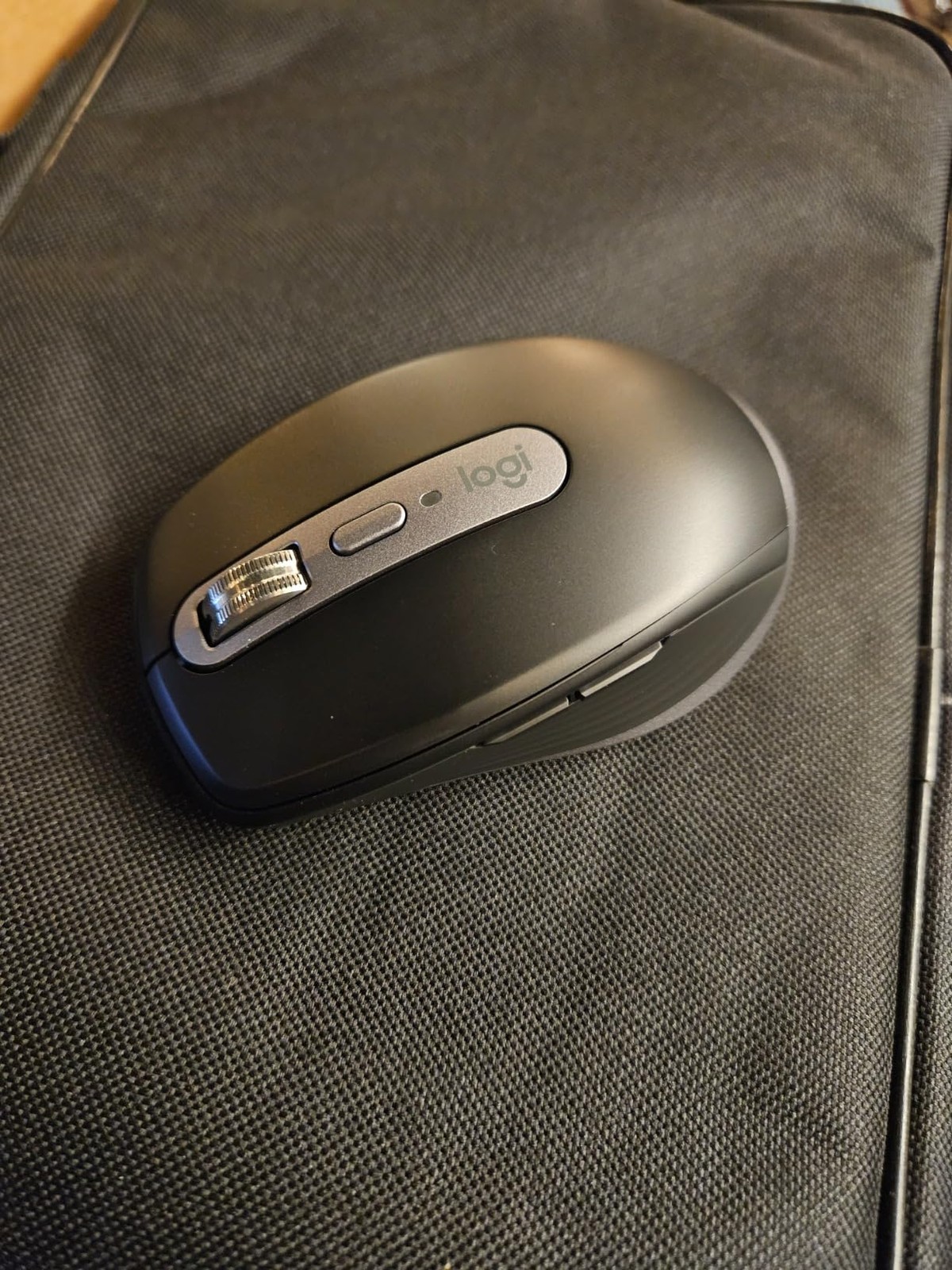 Logitech MX Anywhere 3S for Mac Wireless Mouse 8K DPI Space Grey