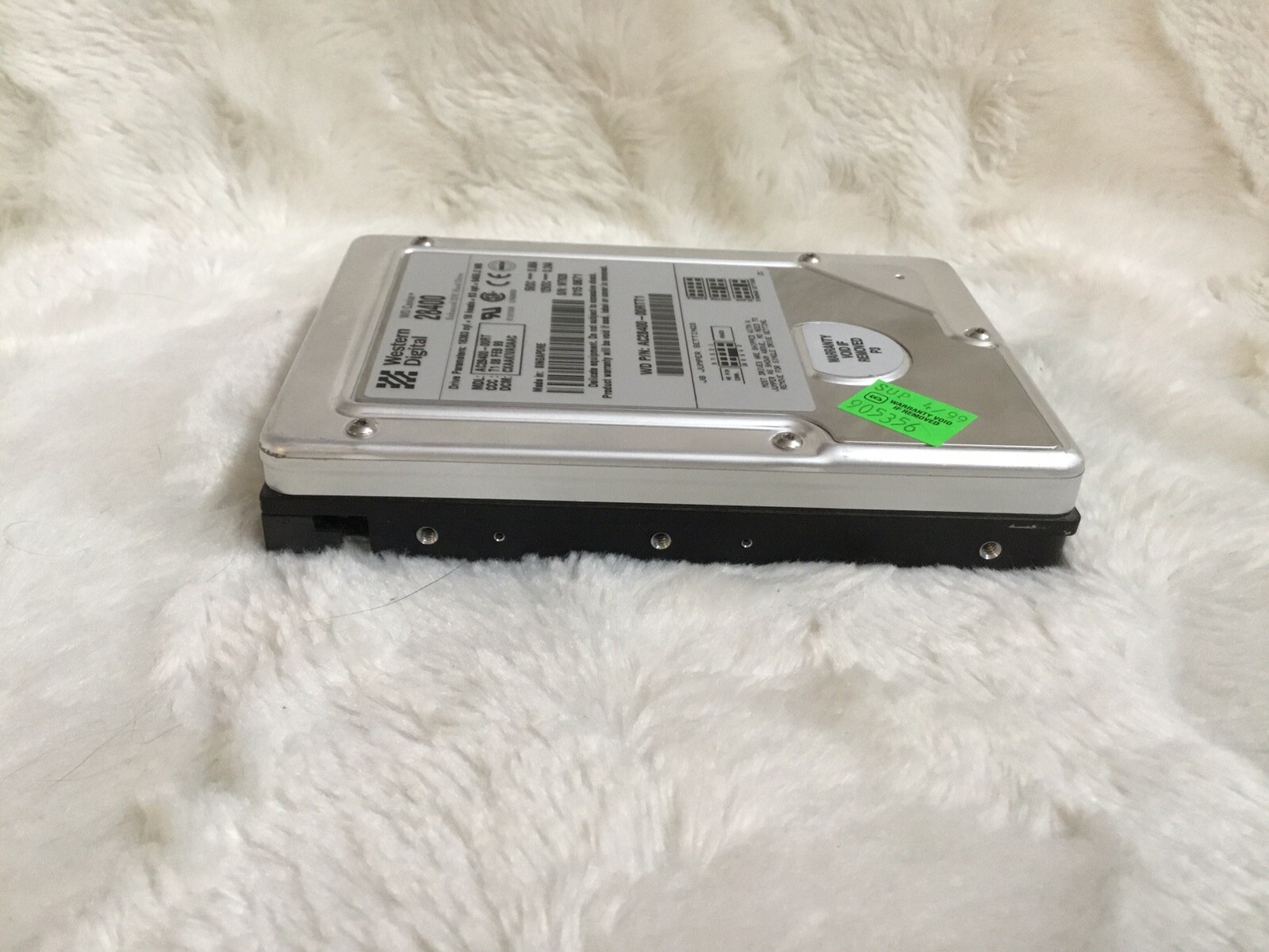 Western Digital AC28400 8.45GB IDE/PATA Hard Drive – Untested Unknown If Working