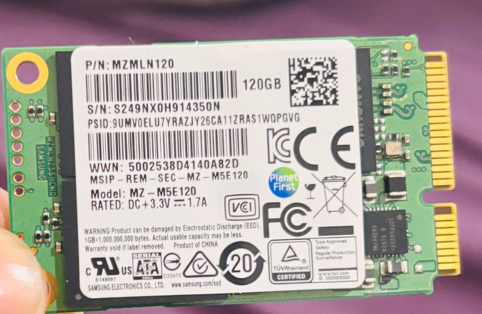 Samsung MZ-M5E120 – 120GB 6Gb/s mSATA Mini PCI-E 1.8″ Solid State SSD MZMLN120