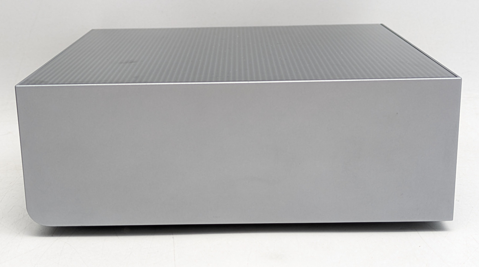 ASUS Ascent GX10 Desktop NVIDIA Blackwell GB10 128GB DDR5 1TB SSD Linux