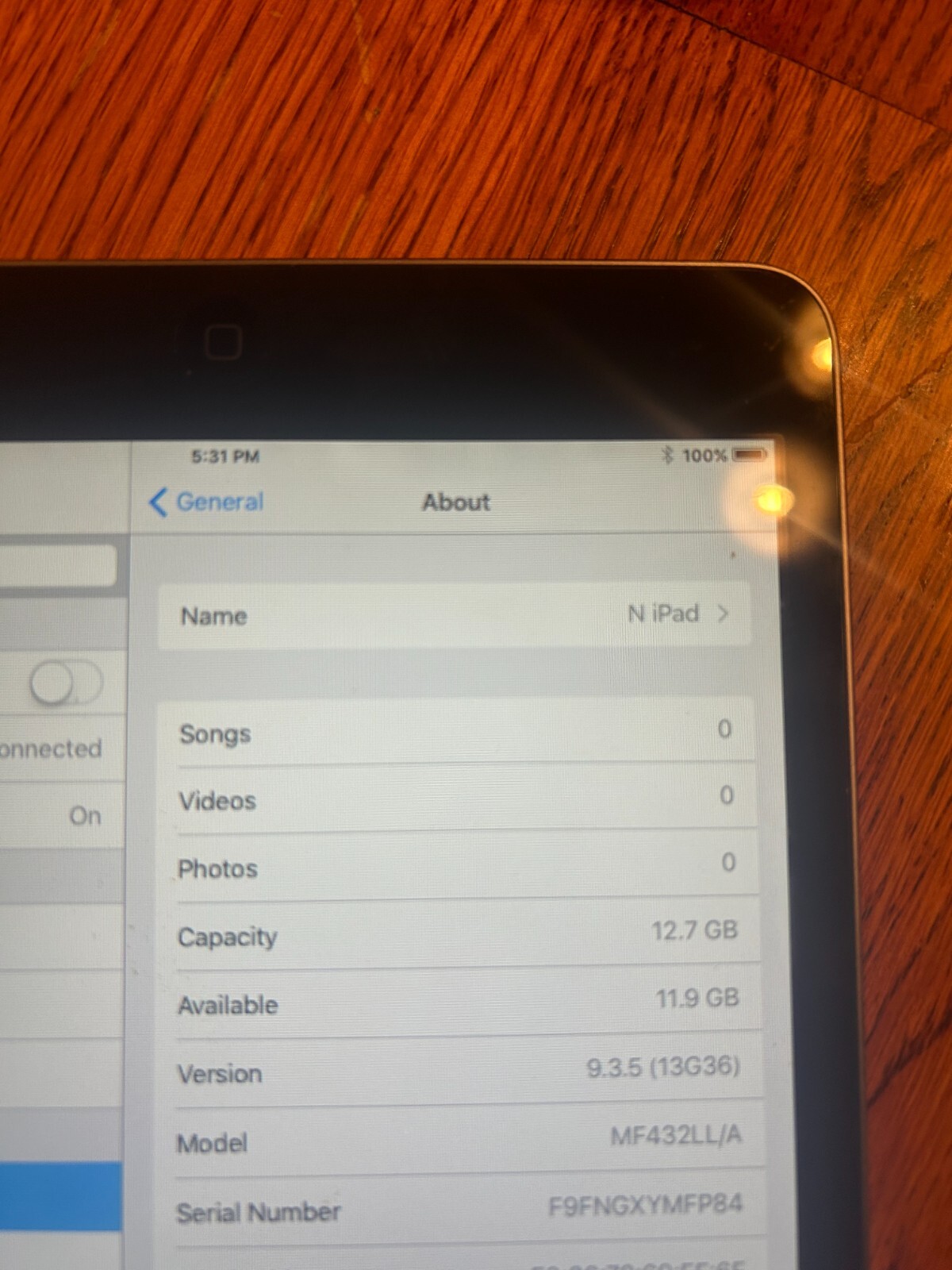 Apple iPad 1st Gen. 12.7 GB, Wi-Fi, 9.7in – Black
