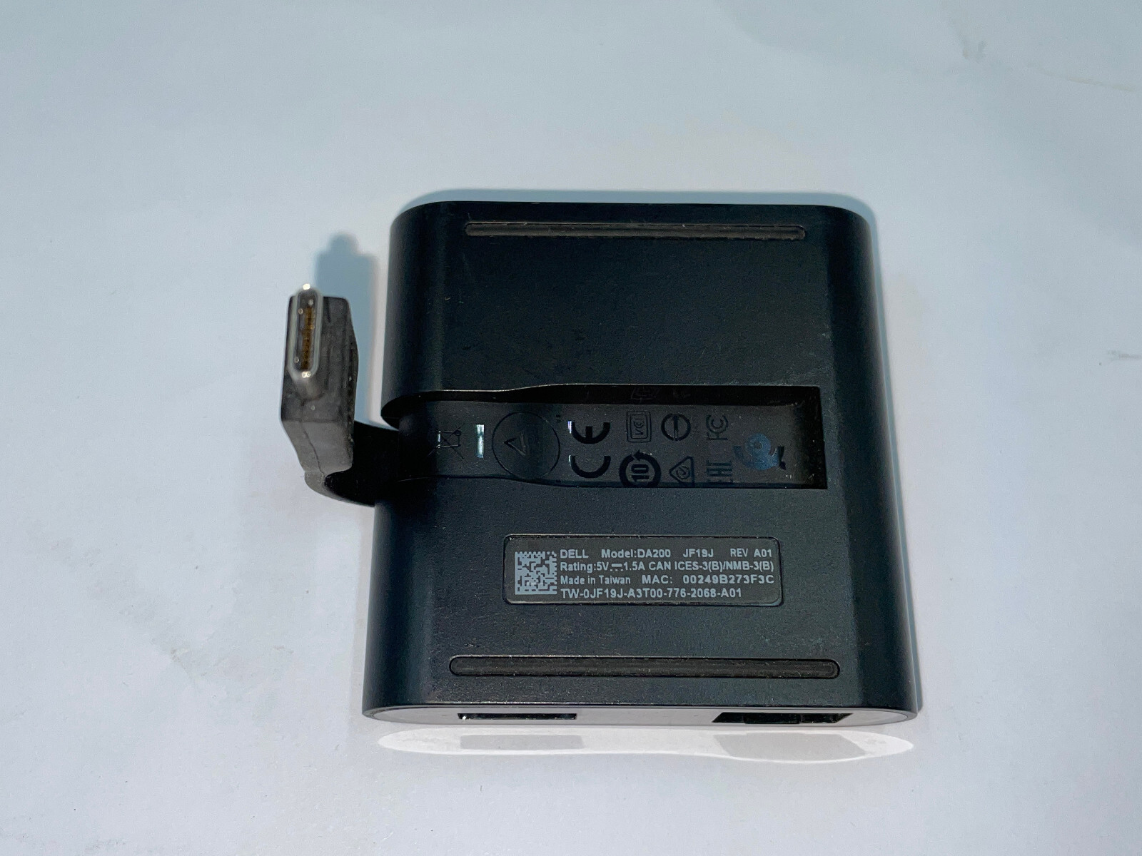 Dell DA200 Adapter USB-C to HDMI/VGA/Ethernet/USB 3.0. Used.