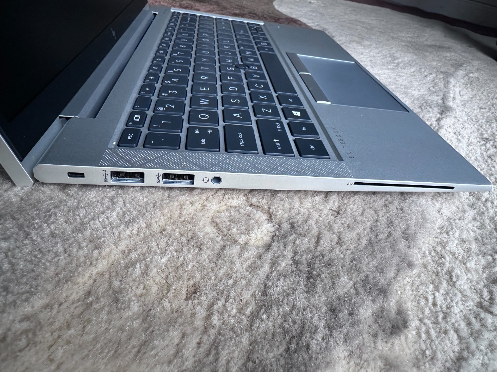 HP EliteBook AMD Ryzen 5 PRO 4650U with Radeon Graphics (2.10 GHz)