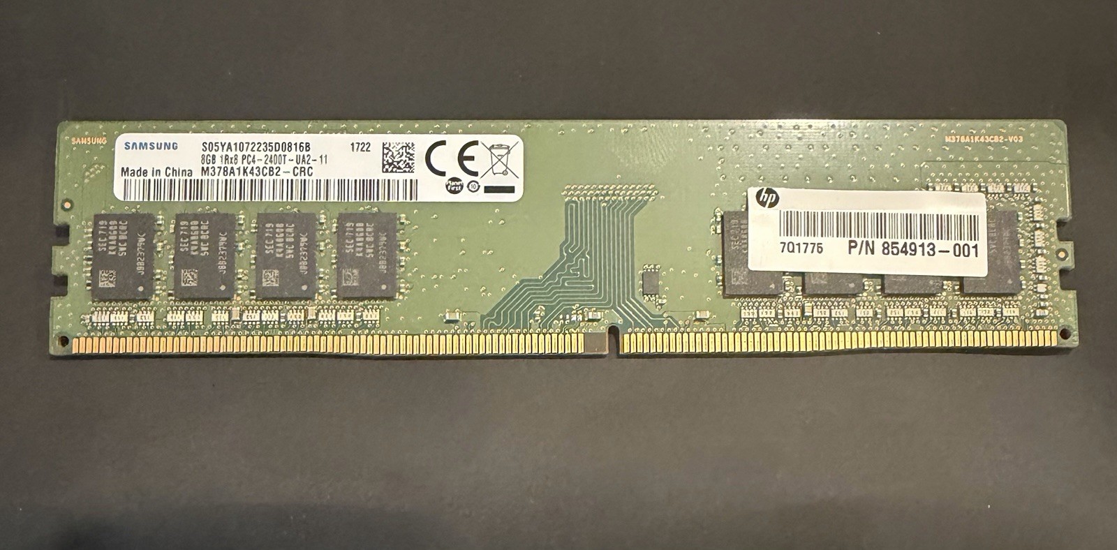 Samsung 8GB DDR4 PC4-2400T 288-Pin DIMM Unbuffered RAM M378A1K43CB2-CRC