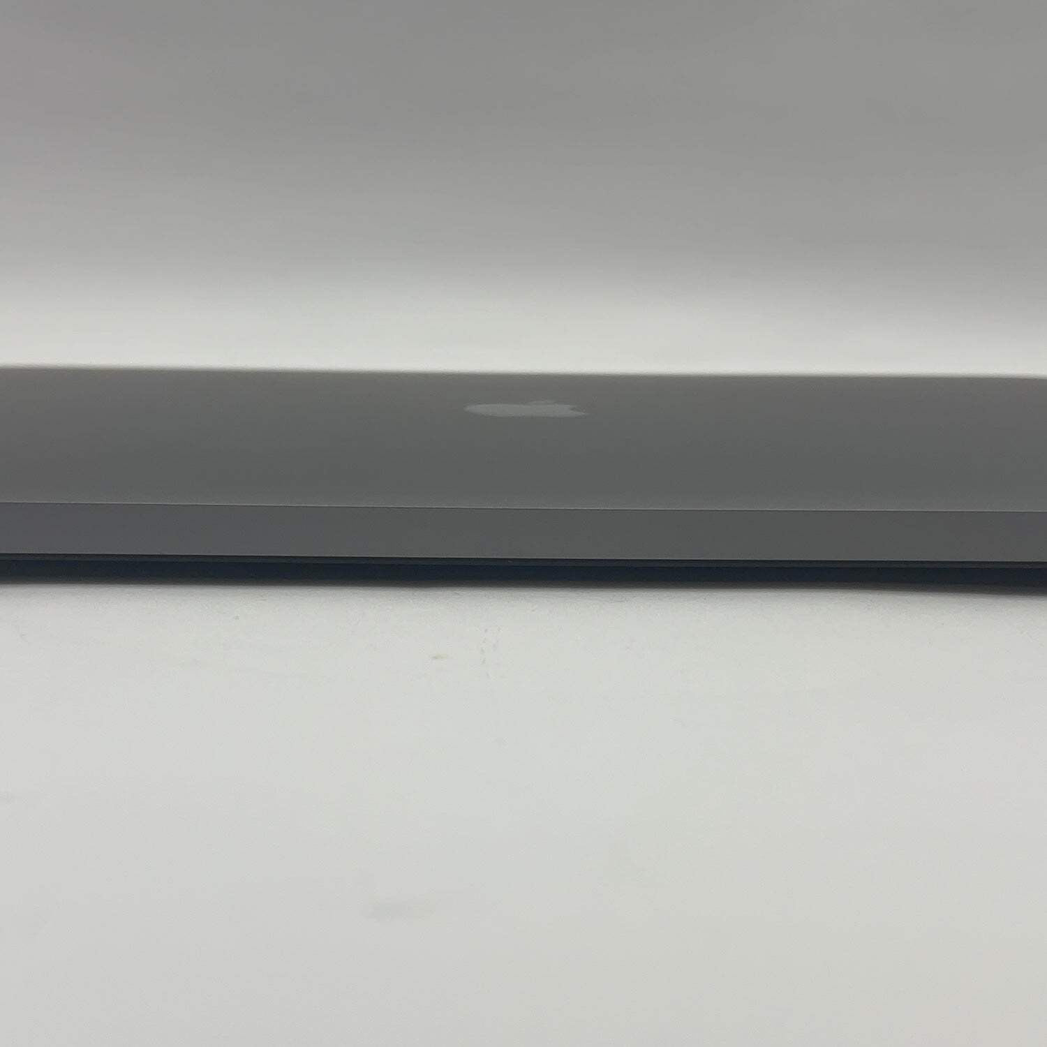 2019 Apple MacBook Pro 16″ i9 2.3GHz 16GB RAM 8TB SSD Silver A2141