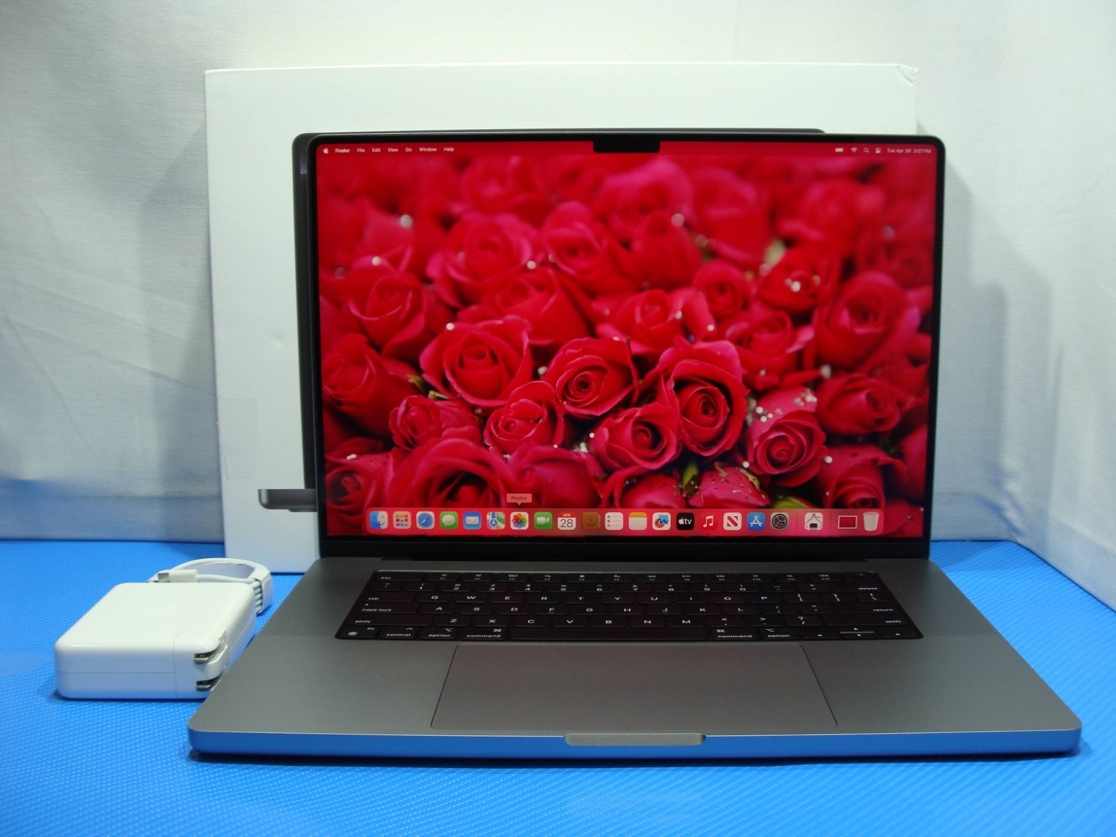 Apple MacBook Pro 16″ 2021 A2485 M1 Pro 3.2GHz 10CPU/16 GPU 32GB 512GB Sequoia