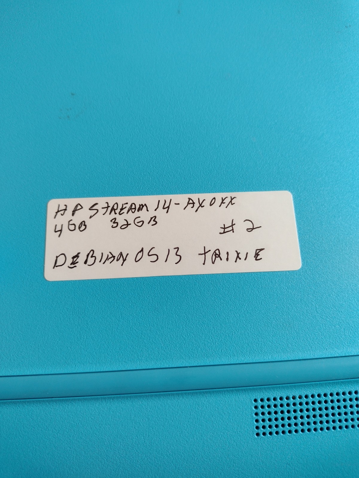 HP Stream 14-ax0XX 14in Intel Celeron 4GB RAM 32GB eMMC Blue LINUX DEBIAN OS 13