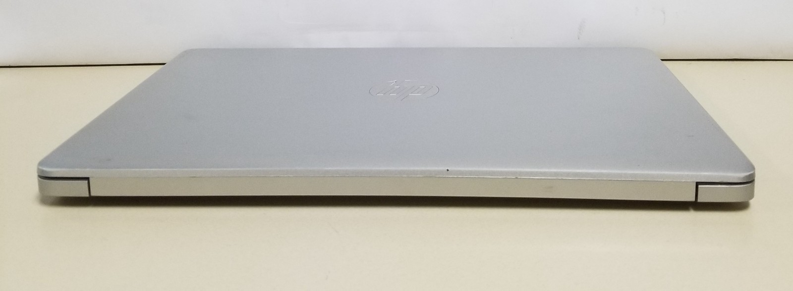 HP 15 ef1013dx Ryzen 7 4700U FHD TS 15.6″ No HDD/SSD/OS