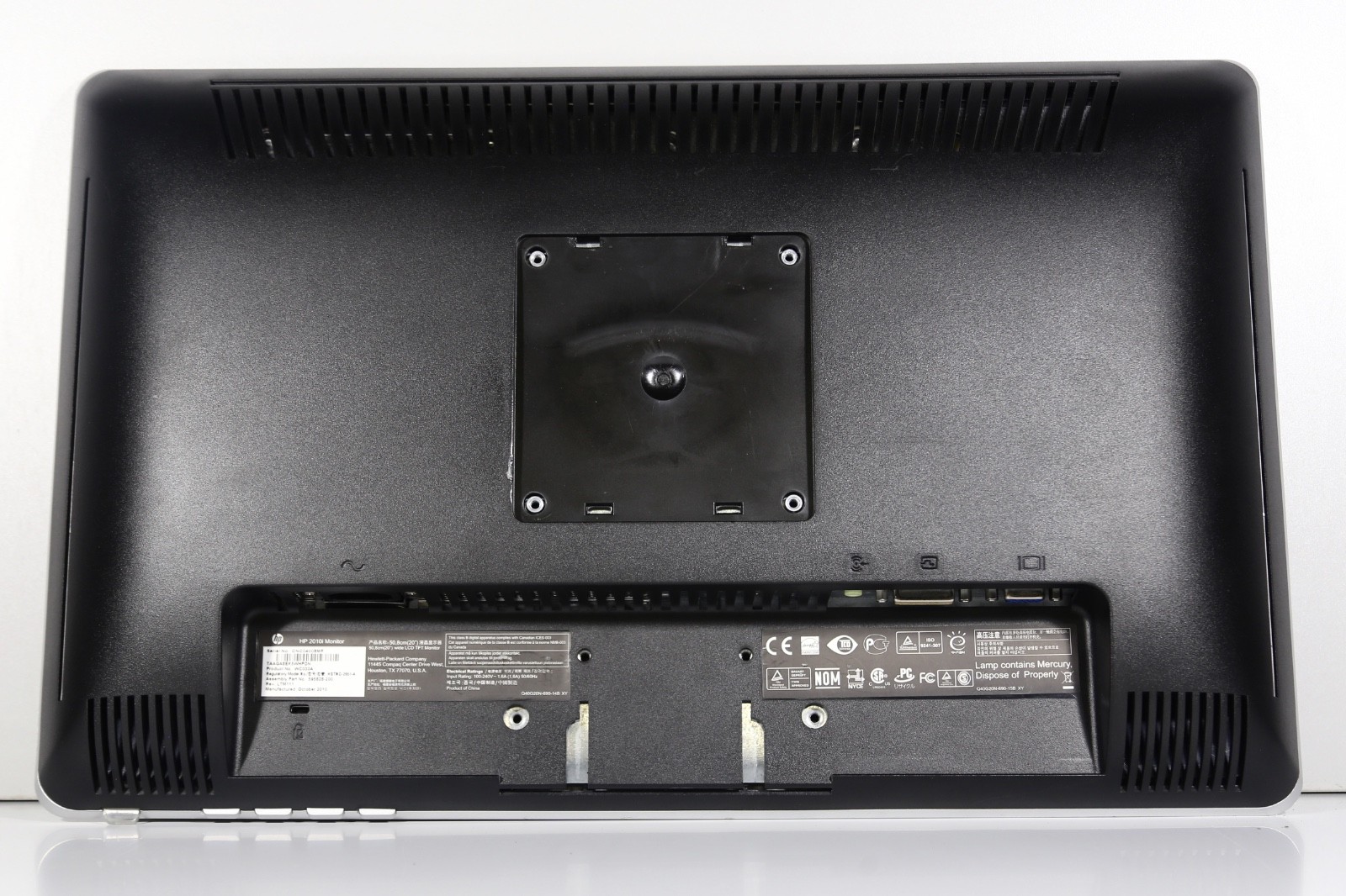 HP 2010i 20″ Widescreen LCD Monitor 1600×900 VGA DVI (P/N: WC030AA#ABA) Used