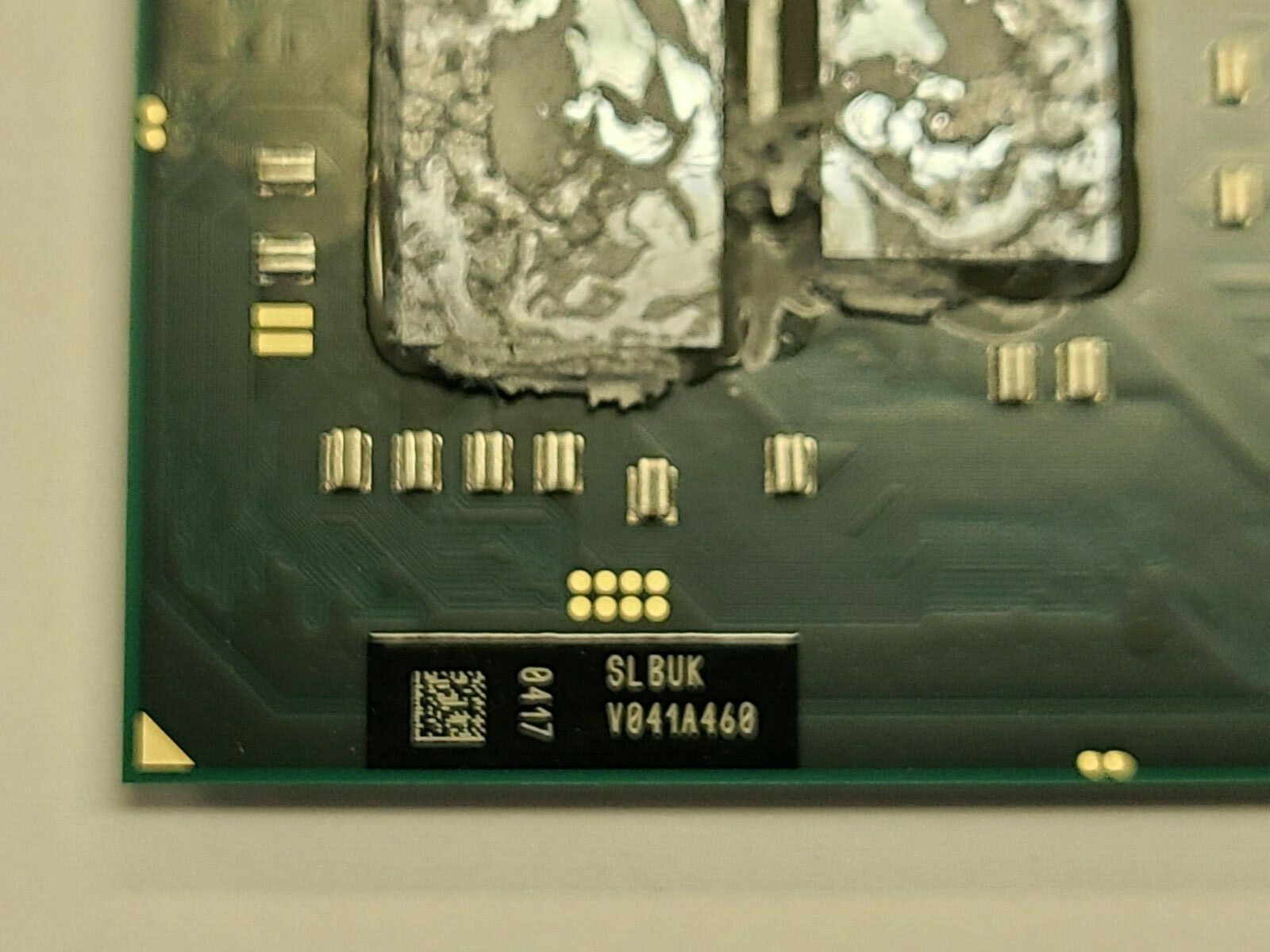 Intel SLBUK Core i3-370M 2.4GHz Processor Socket G1 CPU