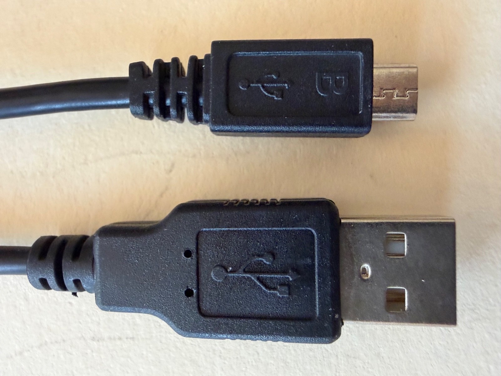 USB-A to Micro B 2.0, 3ft Cable, Black, Monoprice 4867, 5-Pin, 28/28AWG, New