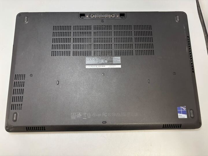 15.6″ Dell Latitude E5570 Laptop Intel i7-6600U NO RAM NO SSD – Fair Battery