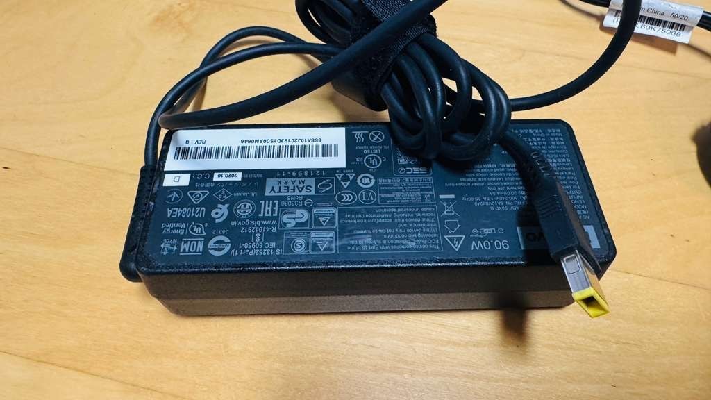 LOT OF 25 Lenovo PA-1900-72 90W AC Laptop Power Adapter 20V 4.5A