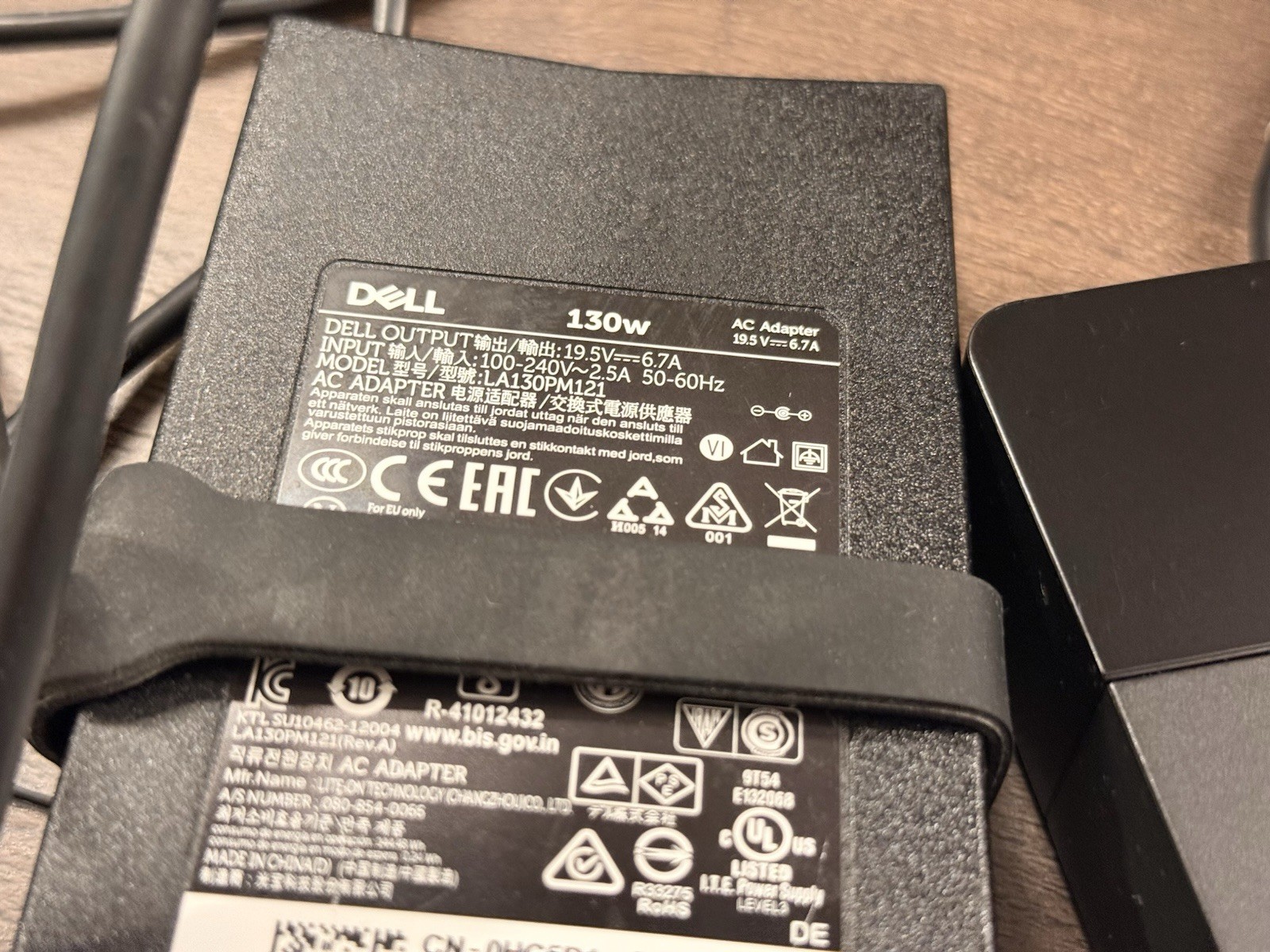 Lot of 2 Dell Docks WD19S & WD15 w/ Genuine AC Adapters + Lenovo 65W & HP 120W