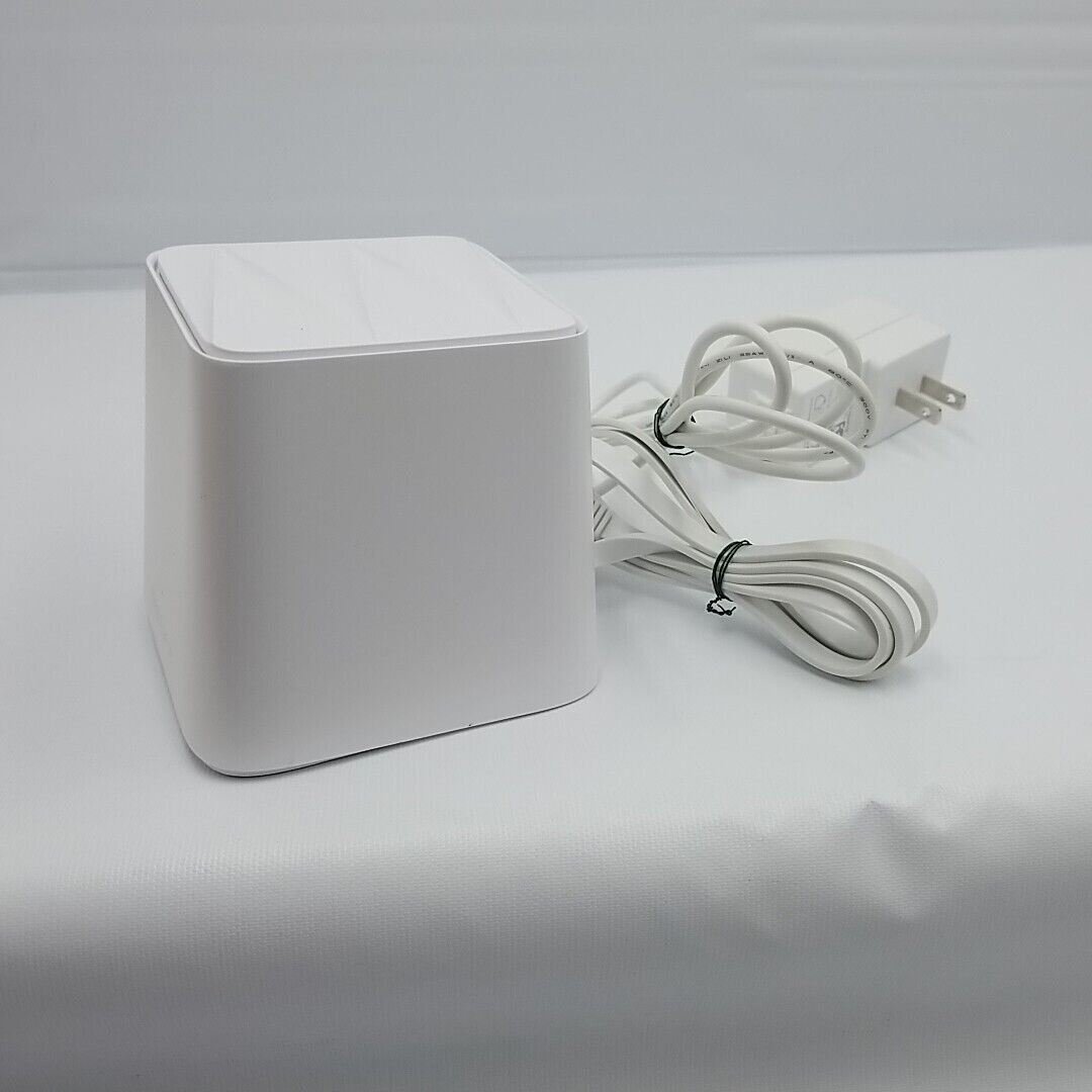 Meshforce Whole Home Mesh WiFi System Model M1 W/ Power Cord ==