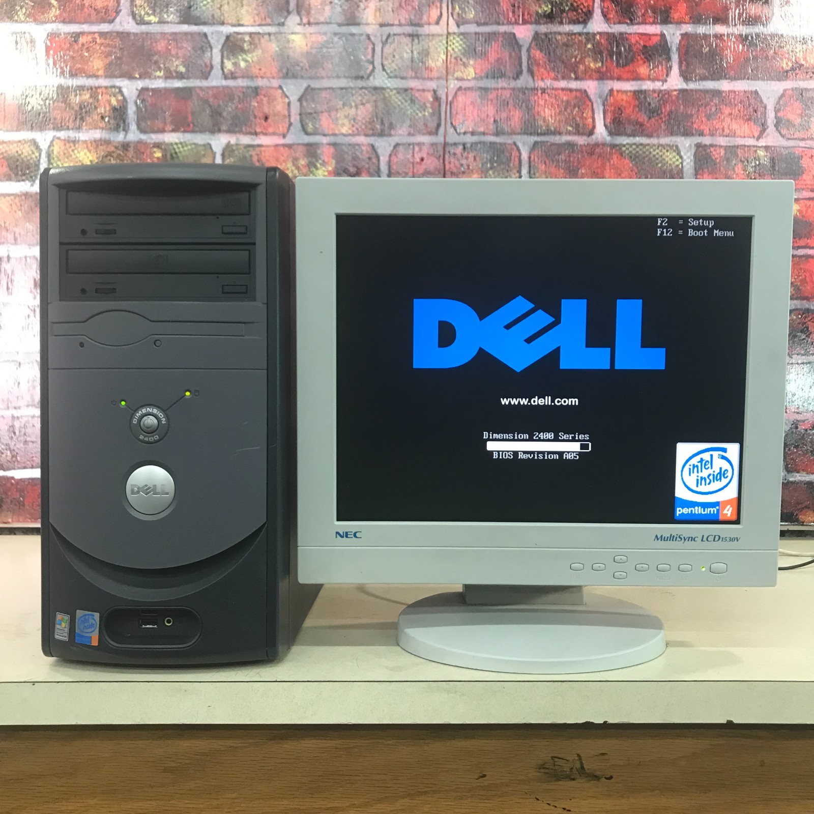 Dell Dimension 2400 ATX PC Pentium 4 2.66GHz 512MB RAM No HDD (Retro Gaming)