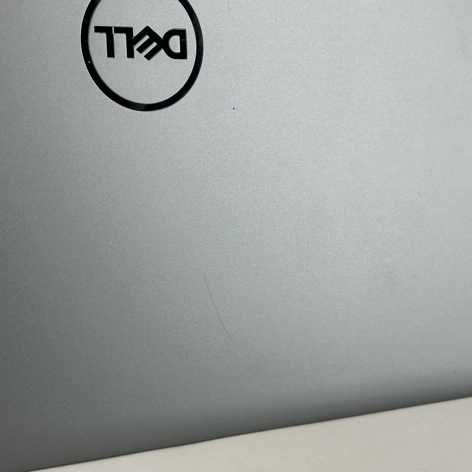 Dell Precision 7550 15 FHD i7-10750H 32GB 512GB SSD Quadro RTX 3000 Purple Hue