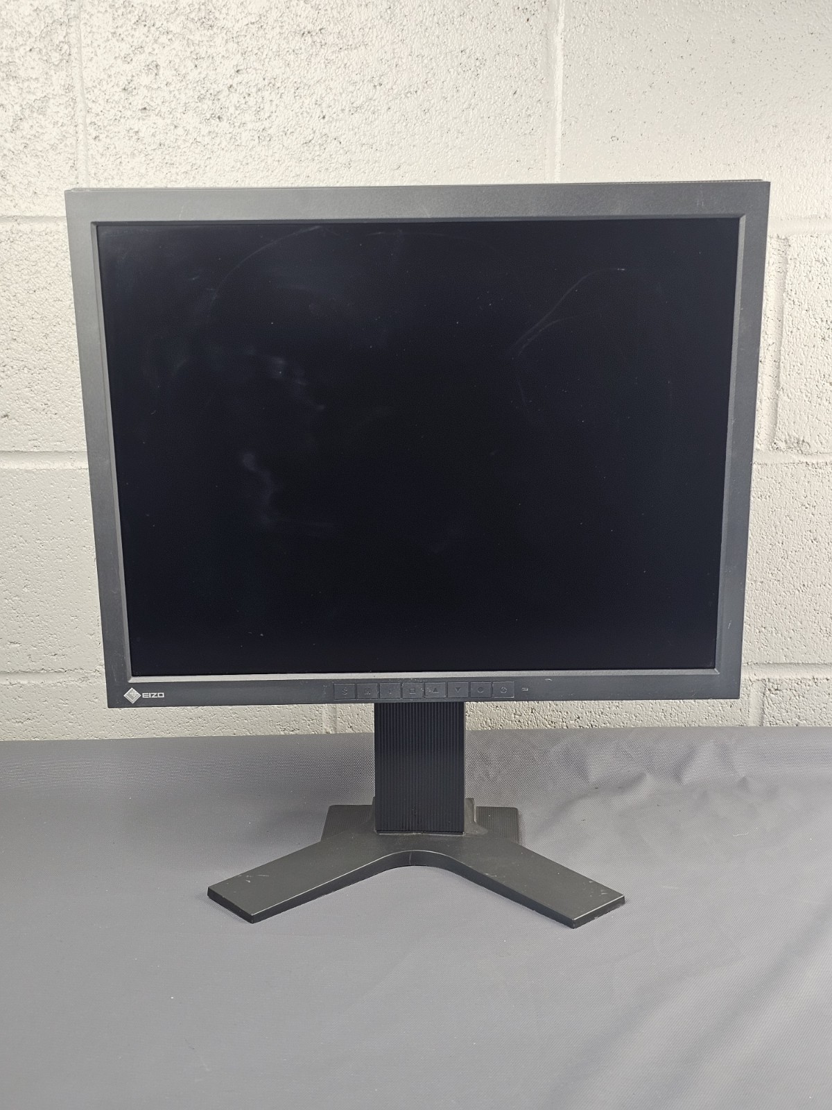Eizo RadiForce RS210 21.3″ Class Color Medical LCD Monitor