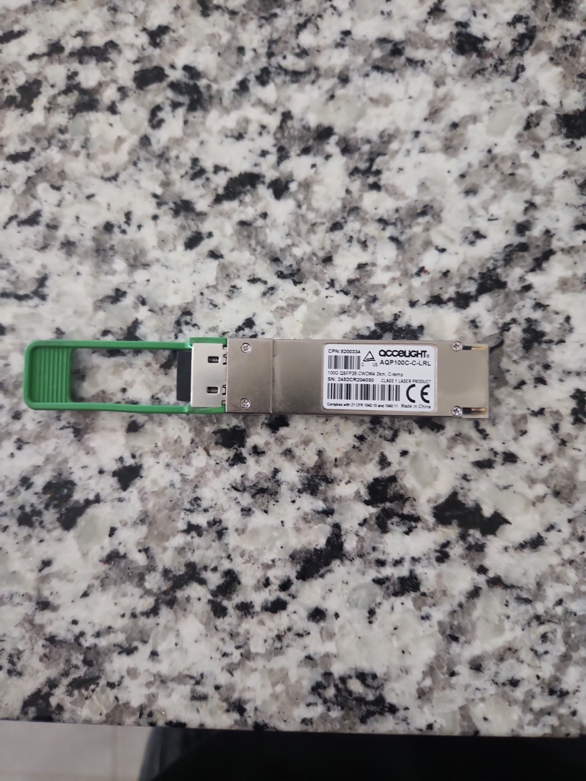 Accelight AQP100C-C-LRL is a 100G QSFP28 CWDM4 optical transceiver