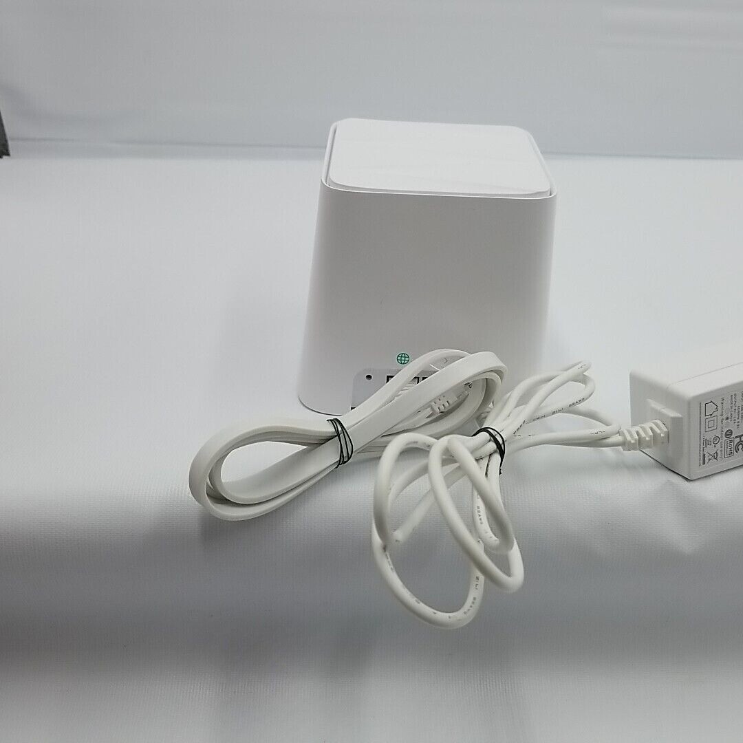 Meshforce Whole Home Mesh WiFi System Model M1 W/ Power Cord ==