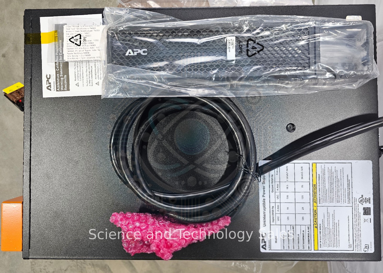 [IN WARRANTY 2027-11] APC SRT3000XLA (US) 3kVA 120V 8x 5-20R+1x L5-30R NEMA TAA