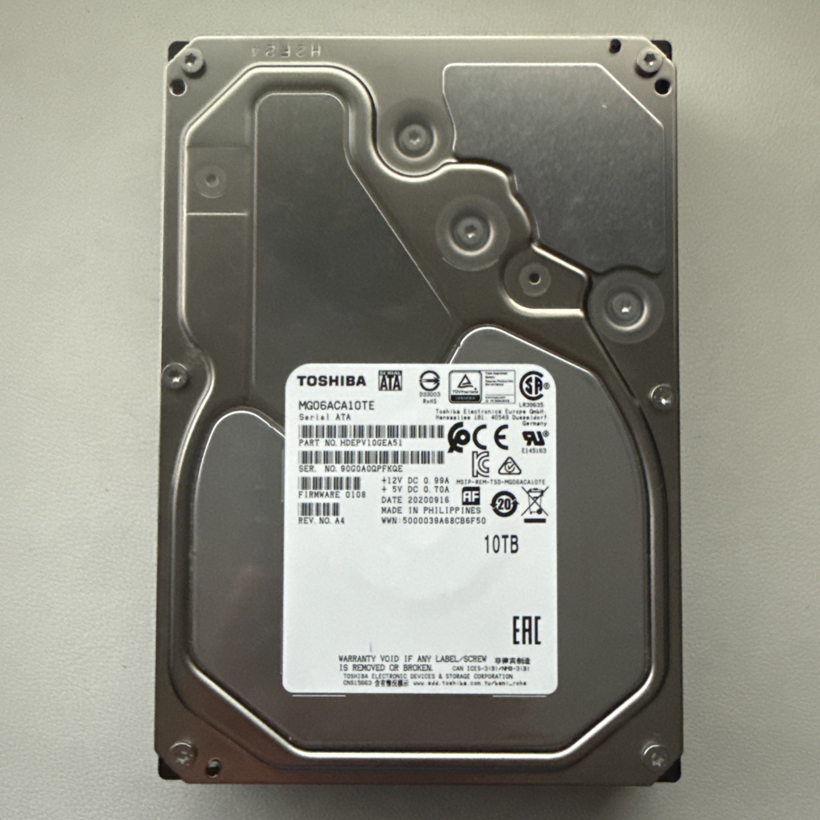 Toshiba MG06ACA10TE 10TB Surveillance HDD SATA 7200RPM 256MB 3.5″ Hard Drive