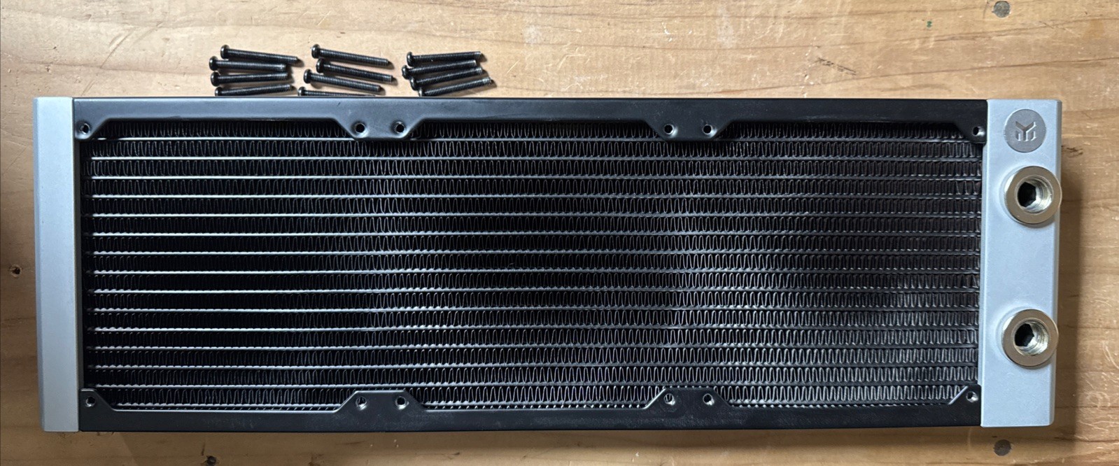 EK-Quantum Surface P360M | Black | Used | Read Description