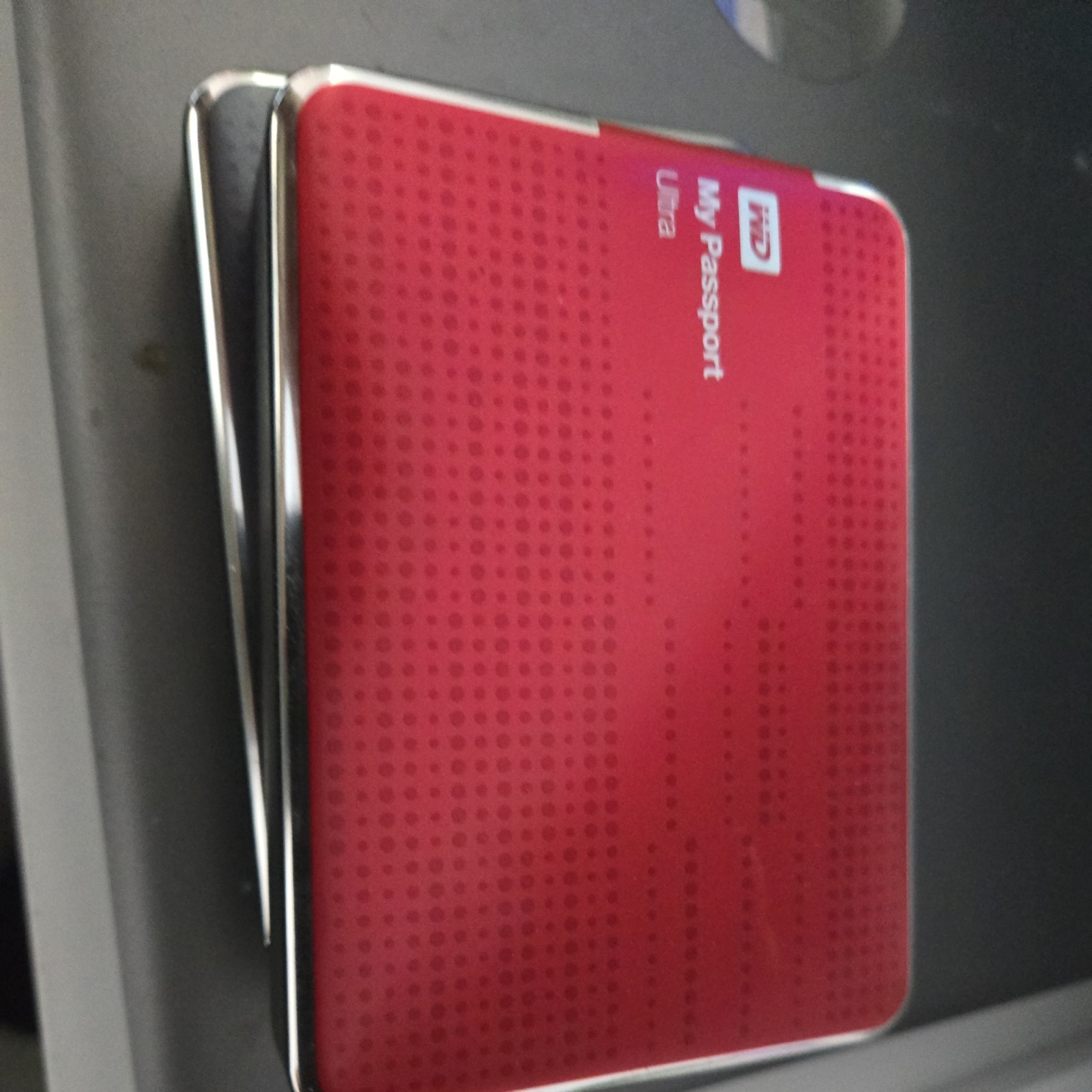 Western Digital My Passport ULTRA 2TB Portable External Hard Drive hd No Cable